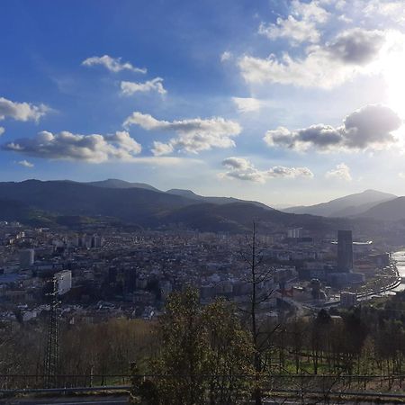 Bilbao, A Un Paso. Apartment Luaran gambar